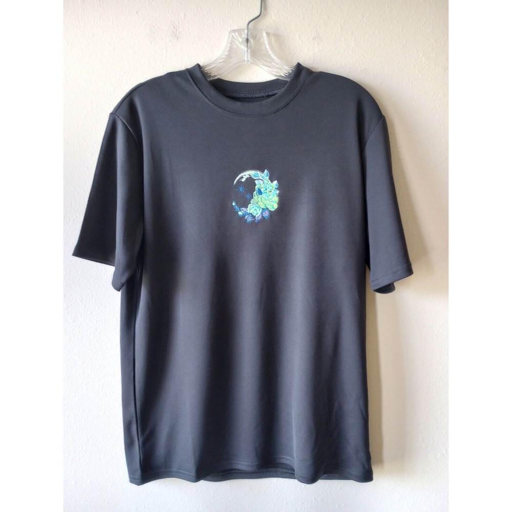Laviva Med. Men's Skull, Flowers & Half Moon Embroidered Artwork Black T-Shirt